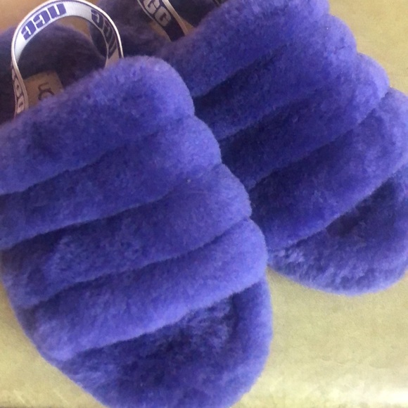 😎 Girls Fluff Yeah UGG slippers - Picture 9 of 12